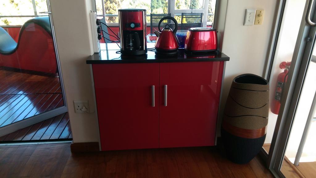 Red Square Home Pretoria-Noord Esterno foto