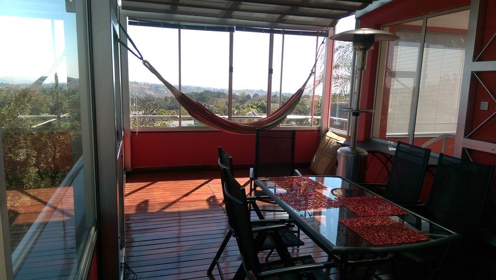 Red Square Home Pretoria-Noord Esterno foto