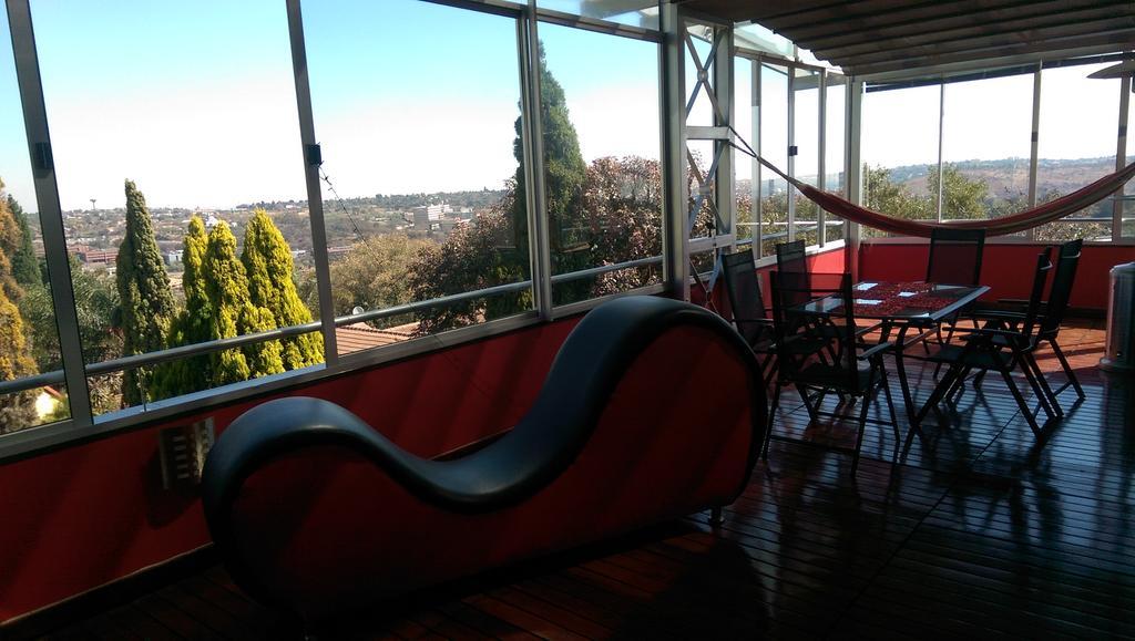 Red Square Home Pretoria-Noord Esterno foto